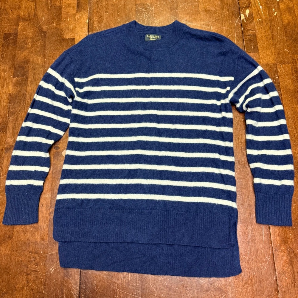 Charter Club Cashmere‎ Sweater Womens Medium Blue White Striped Crewneck FA23